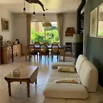 Maison De Proche De La Bergerie 펜션 *